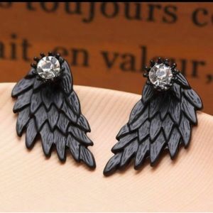 ~ Host Pick ~ NIP 2 in 1 Black Angel Wing Jacket Stud Earrings